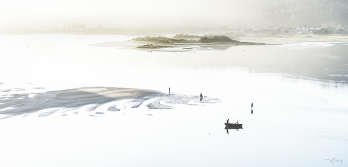 lagoon fishermen light